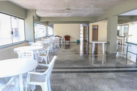 Apartamento à venda com 370m², 4 quartos e 3 vagas Apartamento à venda com 370m², 4 quartos e 3 vagasÁrea comum - Salão de festas