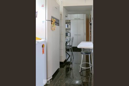 Apartamento à venda com 370m², 4 quartos e 3 vagas Apartamento à venda com 370m², 4 quartos e 3 vagasÁrea de Serviço