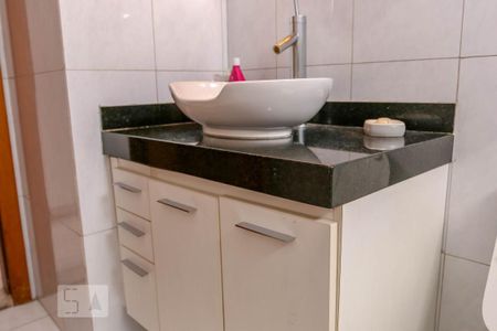 Apartamento à venda com 370m², 4 quartos e 3 vagas Apartamento à venda com 370m², 4 quartos e 3 vagasBanheiro Social