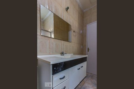 Casa de condomínio à venda com 115m², 2 quartos e 2 vagasBanheiro