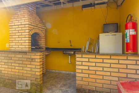Casa de condomínio à venda com 115m², 2 quartos e 2 vagasÁrea comum - Churrasqueira
