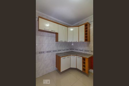 Casa de condomínio à venda com 115m², 2 quartos e 2 vagasCozinha
