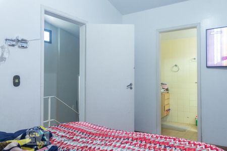 Suíte de casa à venda com 3 quartos, 190m² em Jardim São Nicolau, São Paulo