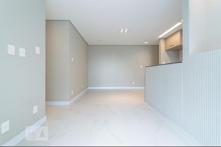 Sala de apartamento para alugar com 3 quartos, 65m² em Liberdade, São Paulo