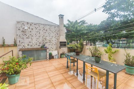 Casa de condomínio para alugar com 380m², 3 quartos e 2 vagasChurrasqueira