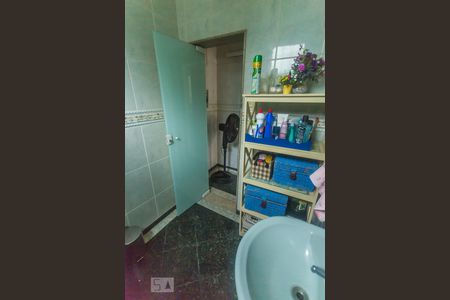 Casa de condomínio para alugar com 380m², 3 quartos e 2 vagasBanheiro