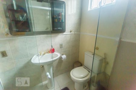 Casa de condomínio para alugar com 380m², 3 quartos e 2 vagasBanheiro da Suíte