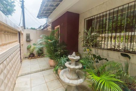 Casa de condomínio para alugar com 380m², 3 quartos e 2 vagasVaranda