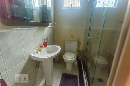 Casa de condomínio para alugar com 380m², 3 quartos e 2 vagasBanheiro da Suíte