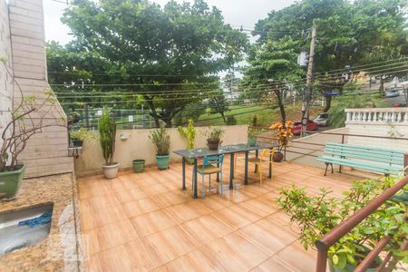 Casa de condomínio para alugar com 380m², 3 quartos e 2 vagasChurrasqueira