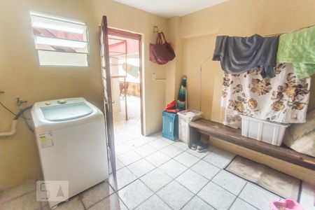 Casa de condomínio para alugar com 380m², 3 quartos e 2 vagasÁrea de Serviço