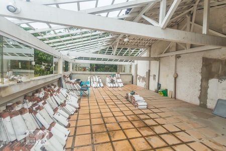 Casa de condomínio para alugar com 380m², 3 quartos e 2 vagasTerraço