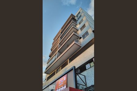 Apartamento para alugar com 73m², 3 quartos e 1 vaga Apartamento para alugar com 73m², 3 quartos e 1 vagaFachada