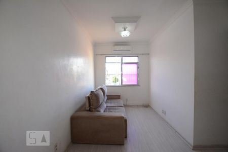 Sala de apartamento à venda com 3 quartos, 73m² em Irajá, Rio de Janeiro