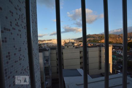 Apartamento para alugar com 73m², 3 quartos e 1 vagavista da área de serviço