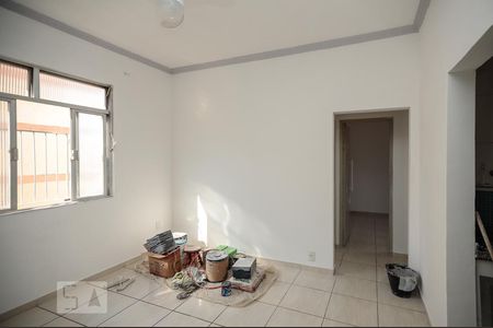 Sala de apartamento para alugar com 2 quartos, 59m² em Pilares, Rio de Janeiro