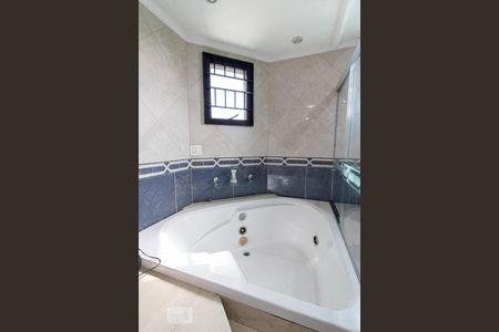 Apartamento para alugar com 478m², 4 quartos e 3 vagasBanheiro da Suíte 2