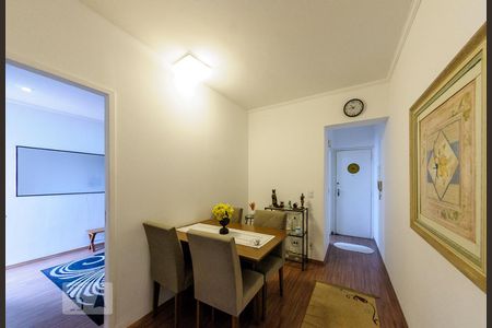 Sala de apartamento para alugar com 2 quartos, 56m² em Centro , Campinas