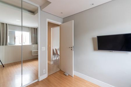 Suite de apartamento à venda com 2 quartos, 55m² em Vila Olímpia, São Paulo