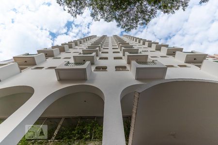 Studio para alugar com 45m², 1 quarto e sem vagaFachada - Torre