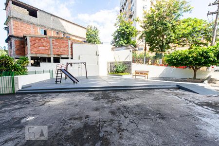Apartamento para alugar com 70m², 2 quartos e 1 vaga Apartamento para alugar com 70m², 2 quartos e 1 vagaÁrea Comum - Playground