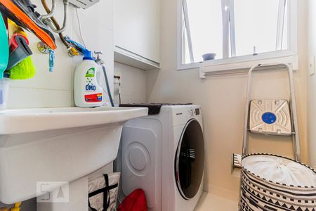 Apartamento para alugar com 57m², 2 quartos e 1 vagaÁrea de Serviço