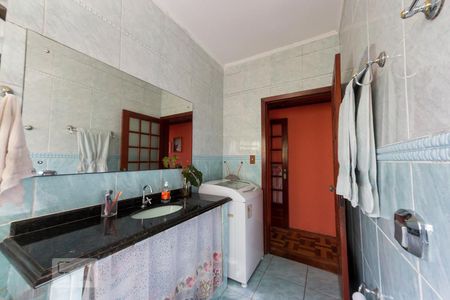 Banheiro de apartamento à venda com 2 quartos, 66m² em Centro Histórico, Porto Alegre