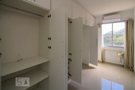 Apartamento à venda com 58m², 2 quartos e 1 vagaQuarto2