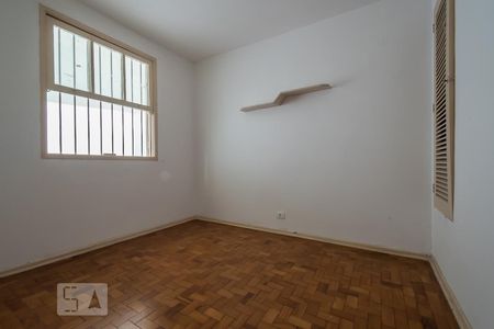 Quarto 1 de casa para alugar com 3 quartos, 81m² em Campo Belo, São Paulo