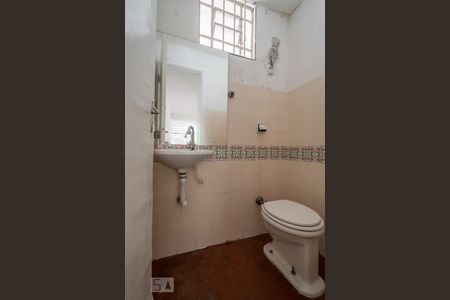 Lavabo de casa para alugar com 3 quartos, 81m² em Campo Belo, São Paulo