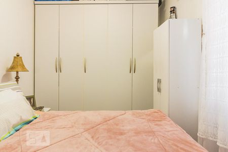 Dormitório de apartamento à venda com 1 quarto, 45m² em Vila Nova, Porto Alegre