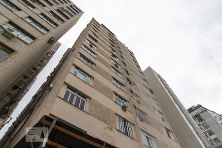 Studio para alugar com 30m², 1 quarto e sem vaga Studio para alugar com 30m², 1 quarto e sem vagaFachada