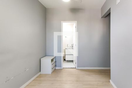Apartamento à venda com 63m², 2 quartos e 1 vaga Apartamento à venda com 63m², 2 quartos e 1 vagaSuíte