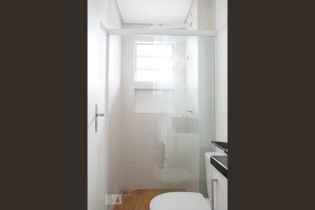 Banheiro de apartamento para alugar com 1 quarto, 32m² em Vila Medeiros, São Paulo