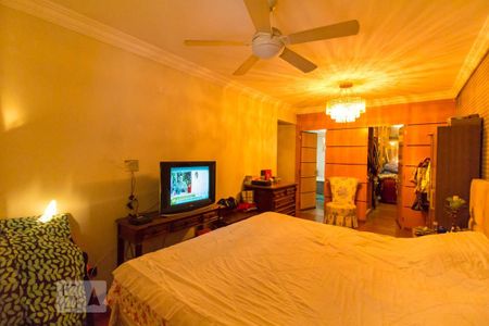 Apartamento à venda com 204m², 3 quartos e 2 vagasQuarto 3 - Suíte