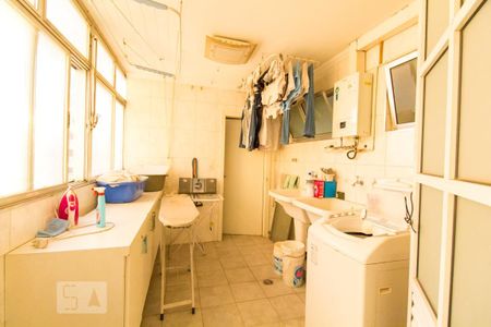 Apartamento à venda com 204m², 3 quartos e 2 vagasÁrea de Serviço