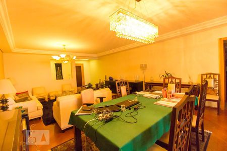 Apartamento à venda com 204m², 3 quartos e 2 vagasSala de Jantar