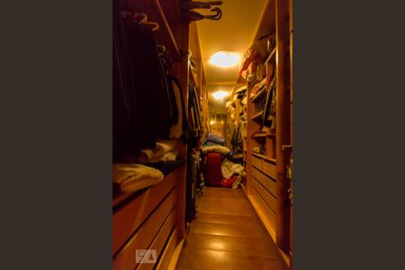 Apartamento à venda com 204m², 3 quartos e 2 vagasCloset Quarto 3 - Suíte