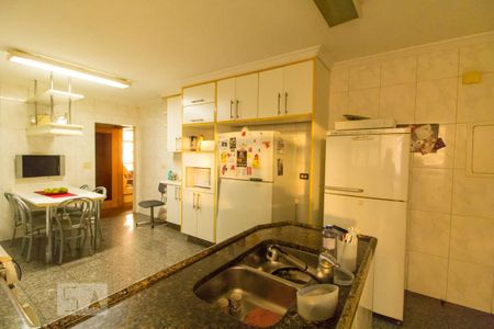 Apartamento à venda com 204m², 3 quartos e 2 vagasCozinha