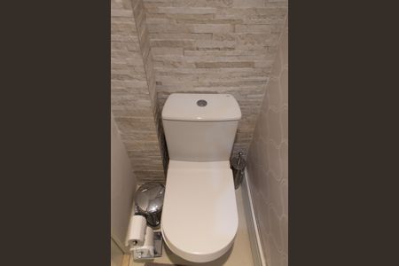 Lavabo de apartamento para alugar com 3 quartos, 74m² em Indianópolis, São Paulo