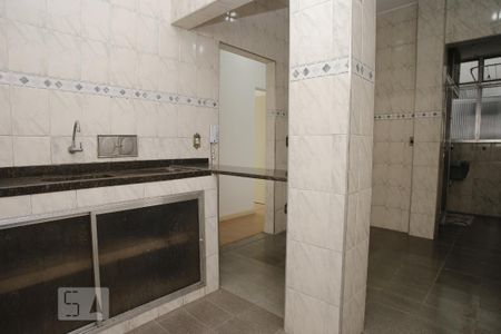 Apartamento à venda com 64m², 2 quartos e sem vagaCozinha e Área de Serviço