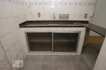 Apartamento à venda com 64m², 2 quartos e sem vagaCozinha e Área de Serviço