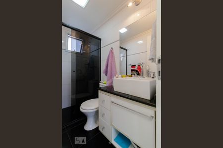 Apartamento à venda com 65m², 3 quartos e 2 vagas Apartamento à venda com 65m², 3 quartos e 2 vagasBanheiro