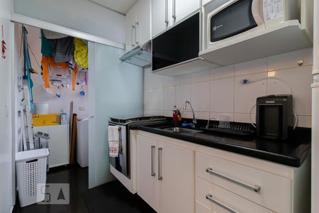 Apartamento à venda com 65m², 3 quartos e 2 vagas Apartamento à venda com 65m², 3 quartos e 2 vagasCozinha