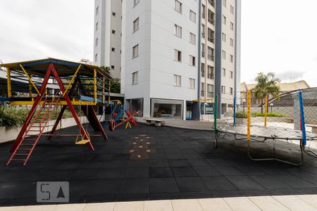 Apartamento à venda com 65m², 3 quartos e 2 vagas Apartamento à venda com 65m², 3 quartos e 2 vagasÁrea Comum - Playground