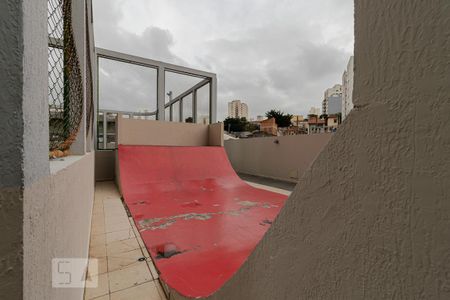 Apartamento à venda com 65m², 3 quartos e 2 vagas Apartamento à venda com 65m², 3 quartos e 2 vagasÁrea comum - Pista de Skate