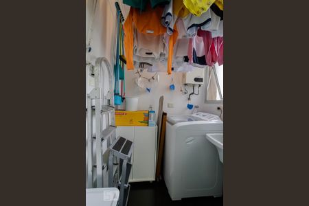 Apartamento à venda com 65m², 3 quartos e 2 vagas Apartamento à venda com 65m², 3 quartos e 2 vagasÁrea de Serviço