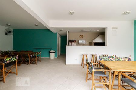 Apartamento à venda com 65m², 3 quartos e 2 vagas Apartamento à venda com 65m², 3 quartos e 2 vagasÁrea comum - Espaço Gourmet