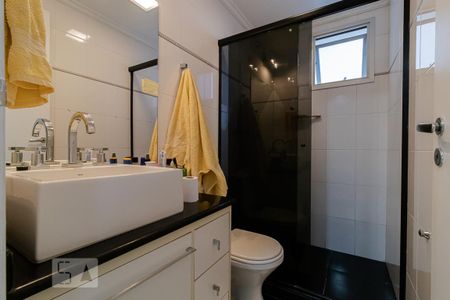Apartamento à venda com 65m², 3 quartos e 2 vagas Apartamento à venda com 65m², 3 quartos e 2 vagasBanheiro da Suíte