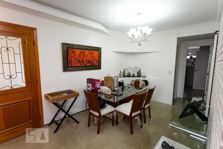 Sala de apartamento à venda com 3 quartos, 160m² em Paraíso do Morumbi, São Paulo